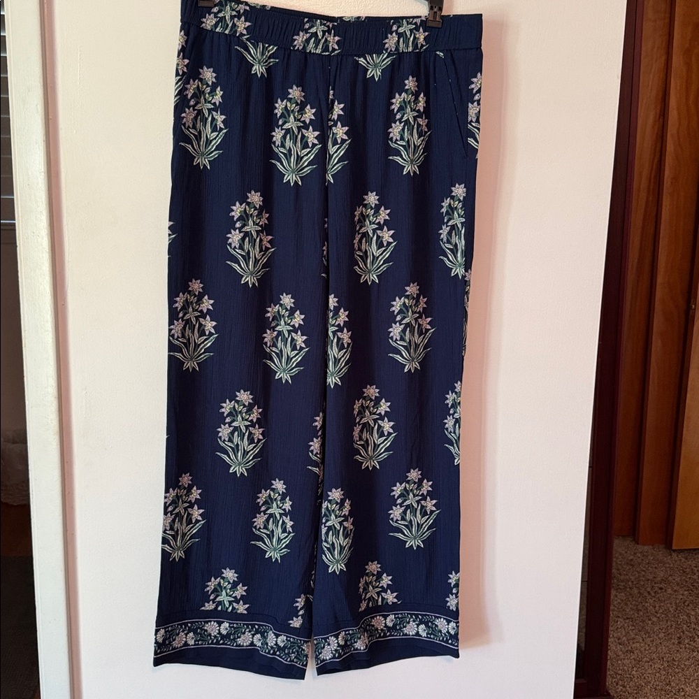Talbots Navy Floral Pants
